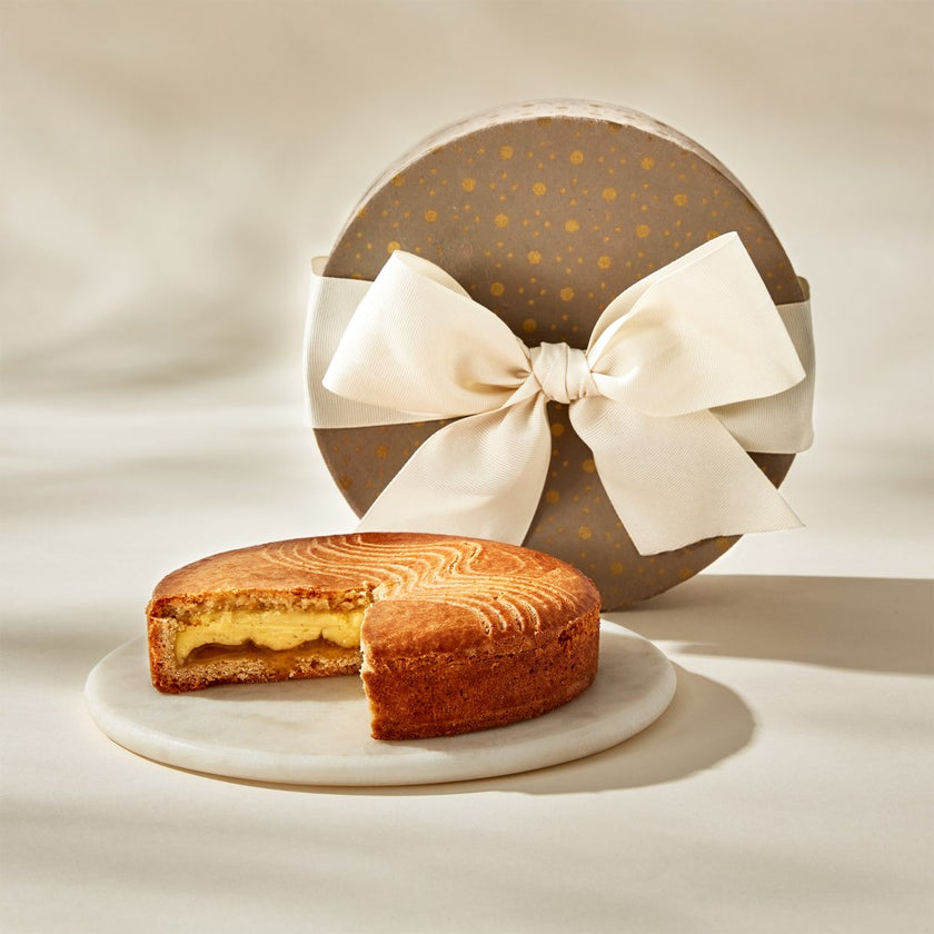 Dandelion Chocolate Cacao-Fruit Gâteau Basque
