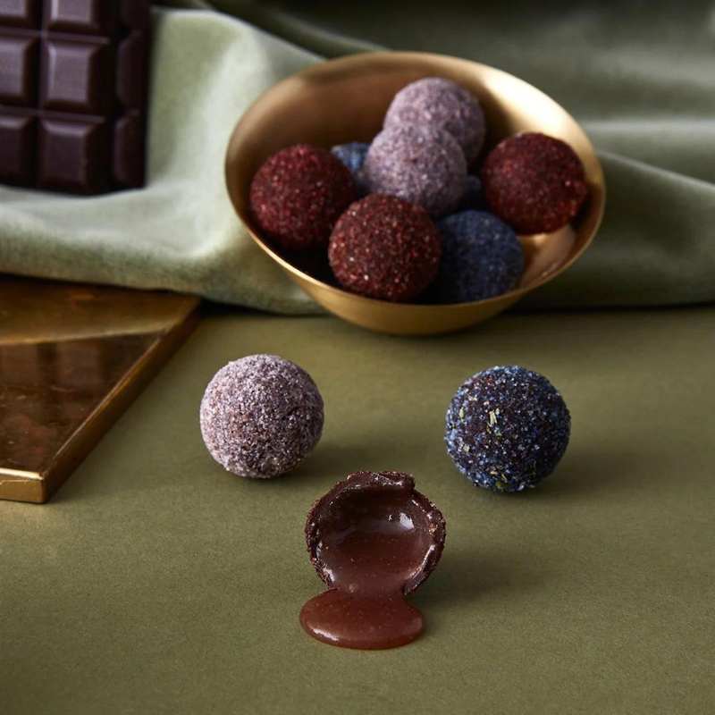 Dandelion Chocolate Fruit & Nut Curated Set