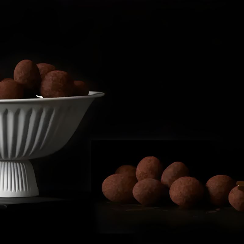 Feve Collaborator Chocolate-Covered Caramelized Almonds